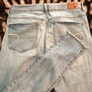 American Eagle Skinny Jeans Super Light Wash